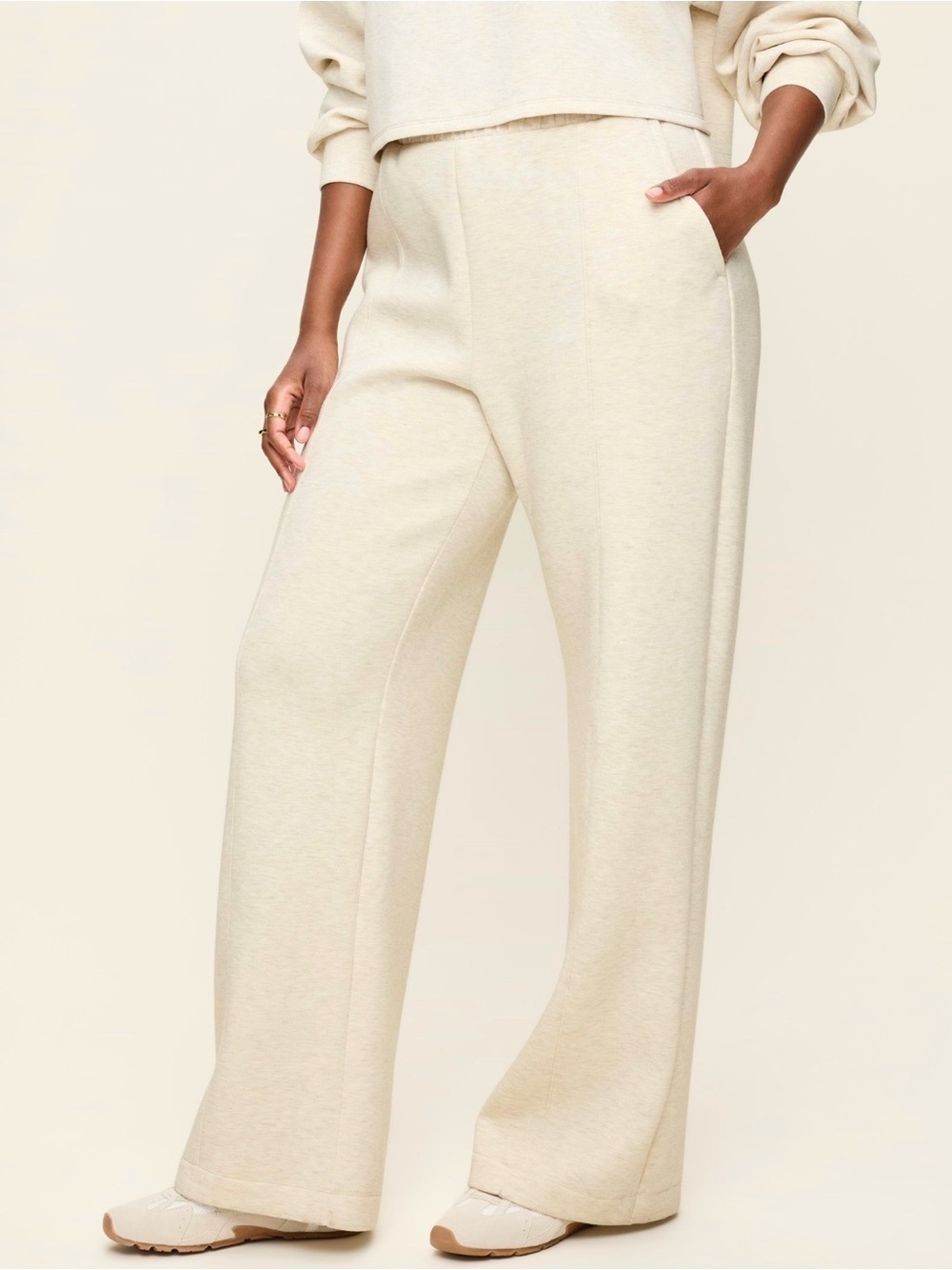 Old Navy High-Waisted Bounce Fleece Wide-Leg Sweatpants